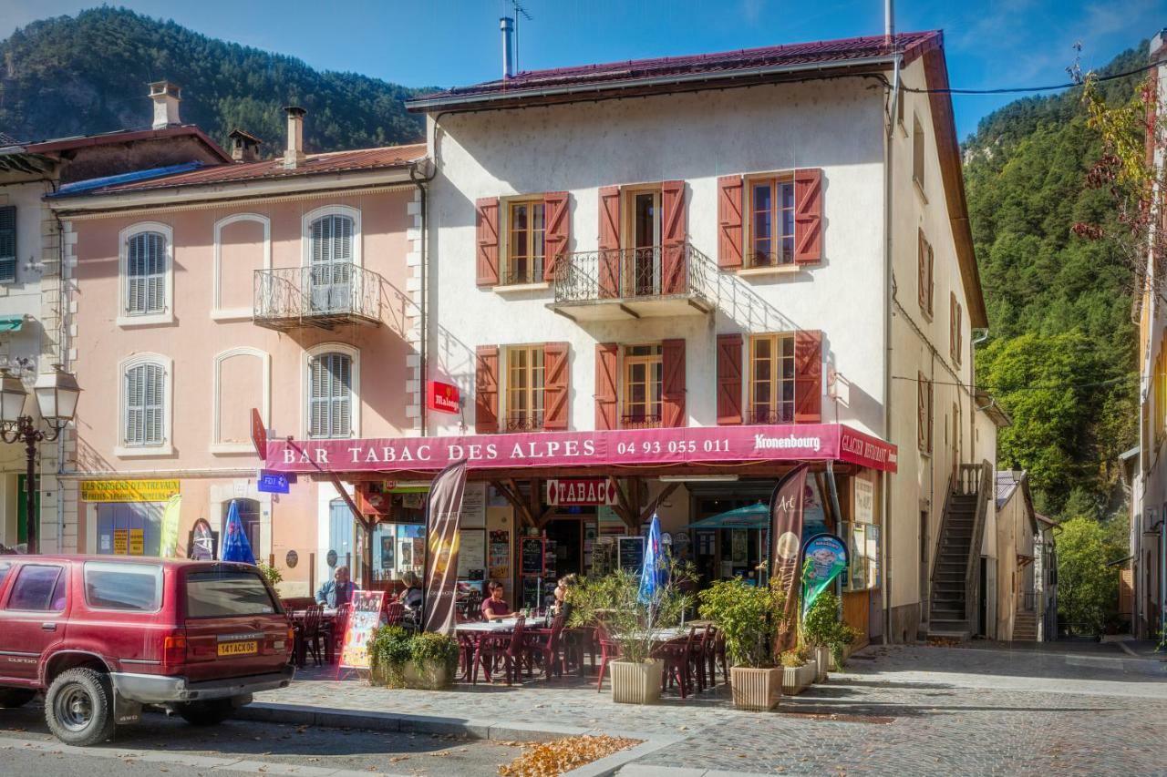 Готель Relais Des Alpes Гійом Екстер'єр фото